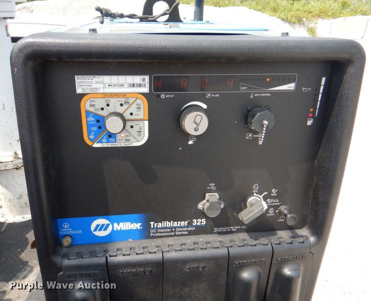 image for item KW9891 2009 Chevrolet C5500  bucket truck