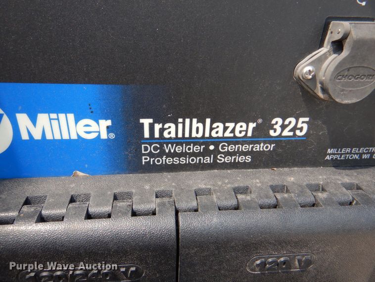 image for item KW9891 2009 Chevrolet C5500  bucket truck