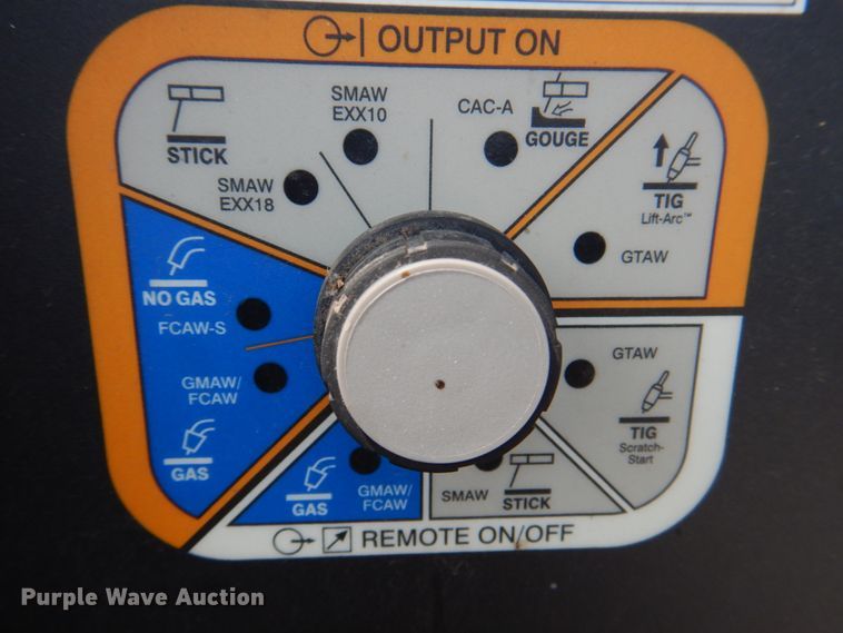 image for item KW9891 2009 Chevrolet C5500  bucket truck