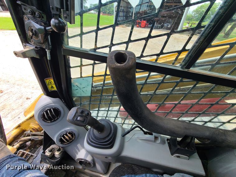 image for item DI6000 2012 Caterpillar 289C  tracked skid steer loader