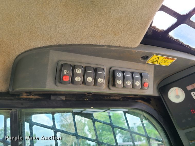 image for item DI6000 2012 Caterpillar 289C  tracked skid steer loader