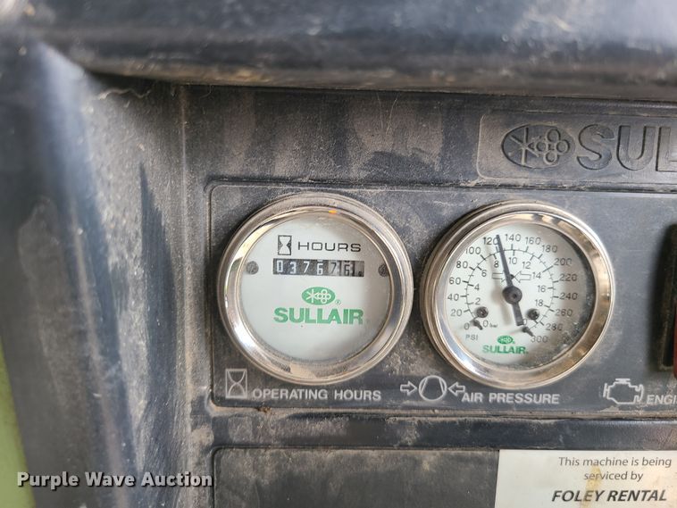 image for item DI6001 Sullair 185  air compressor