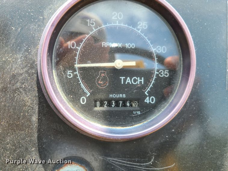 image for item DI6003 1997 Vermeer V5800  trencher