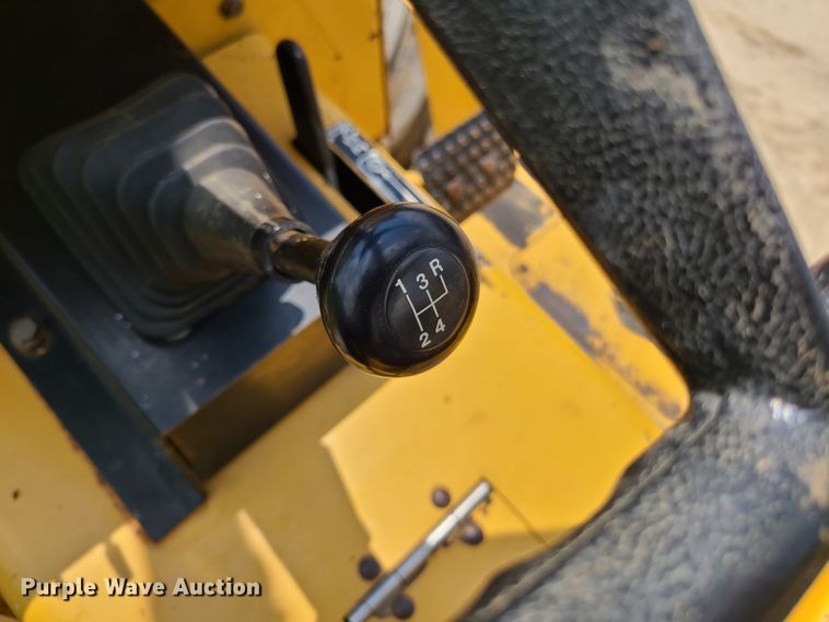 image for item DI6003 1997 Vermeer V5800  trencher