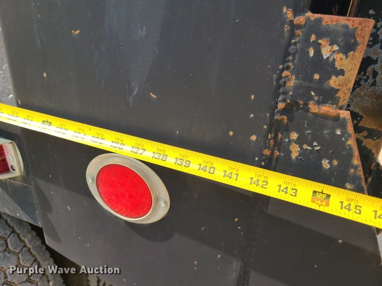 image for item DI6005 1999 Freightliner FLD112  dump truck