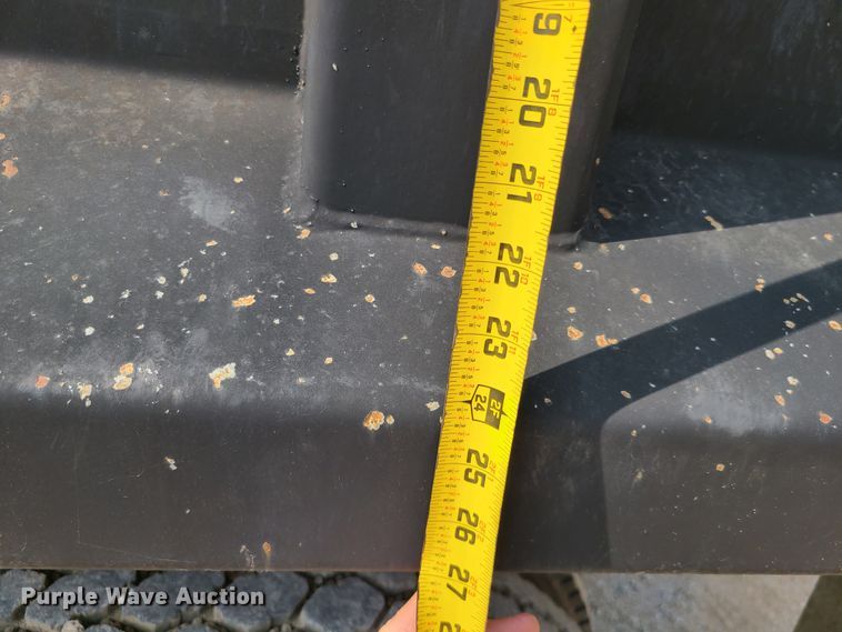 image for item DI6005 1999 Freightliner FLD112  dump truck