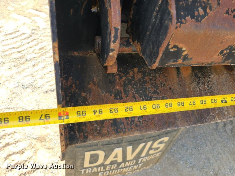 image for item DI6005 1999 Freightliner FLD112  dump truck