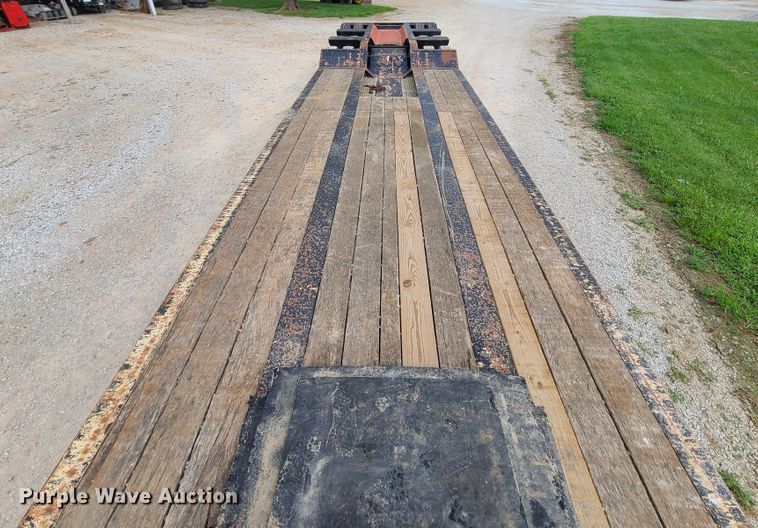 image for item DI6007 2009 Terex Load King 553SS  lowboy equipment trailer