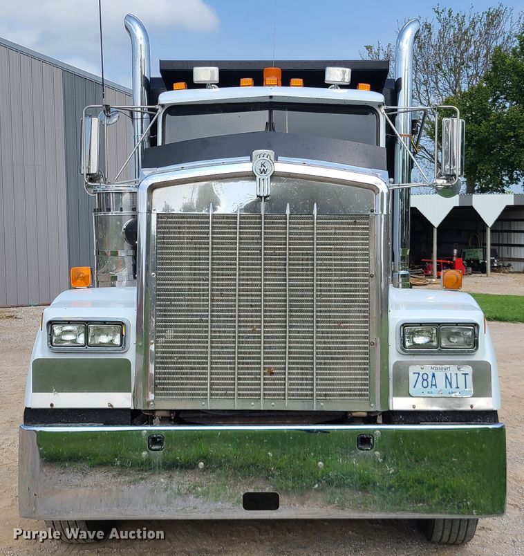 image for item DI6008 1994 Kenworth W900  dump truck