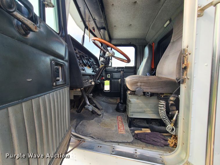 image for item DI6008 1994 Kenworth W900  dump truck