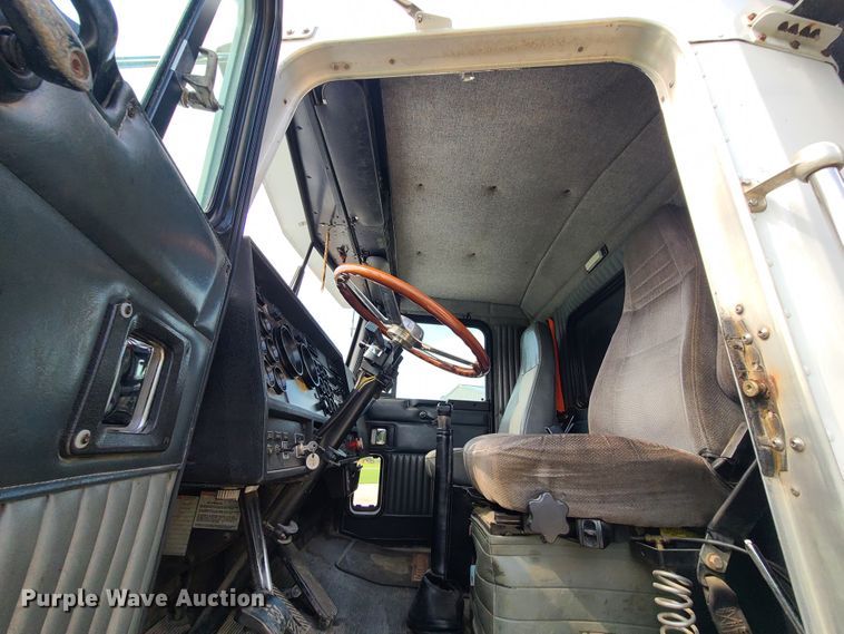 image for item DI6008 1994 Kenworth W900  dump truck