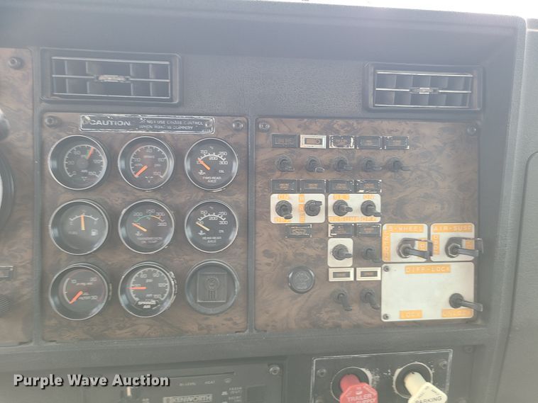 image for item DI6008 1994 Kenworth W900  dump truck