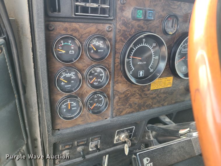 image for item DI6008 1994 Kenworth W900  dump truck