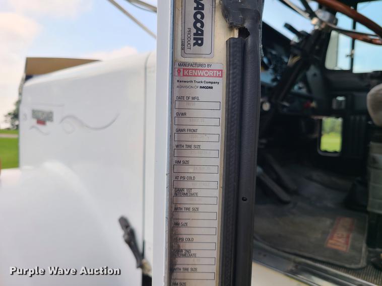 image for item DI6008 1994 Kenworth W900  dump truck