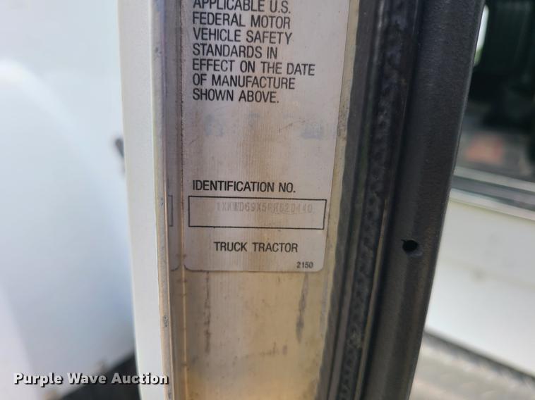 image for item DI6008 1994 Kenworth W900  dump truck