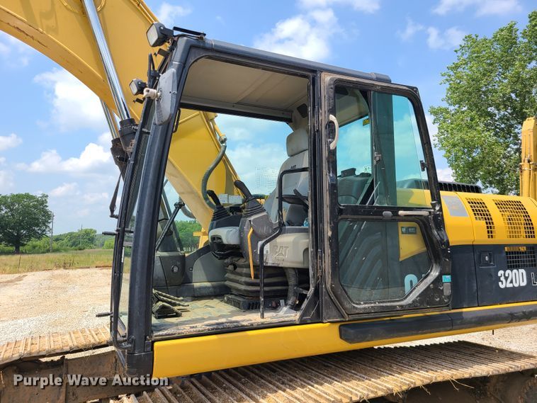 image for item DI6009 2011 Caterpillar 320DL  excavator