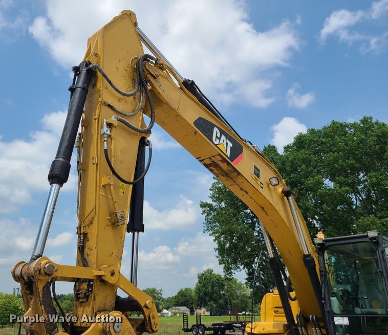 image for item DI6009 2011 Caterpillar 320DL  excavator