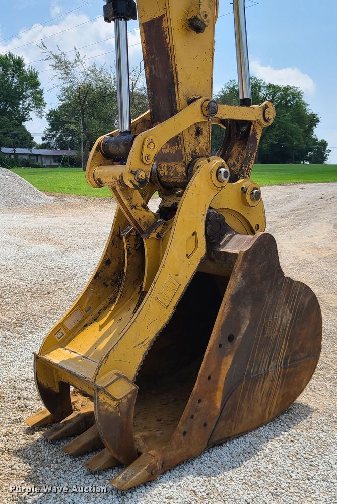 image for item DI6009 2011 Caterpillar 320DL  excavator