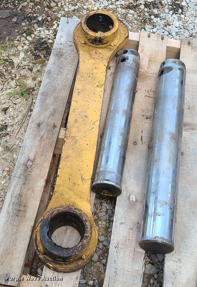 image for item DI6009 2011 Caterpillar 320DL  excavator