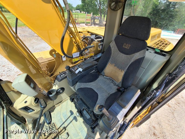 image for item DI6010 2005 Caterpillar 315CL  excavator