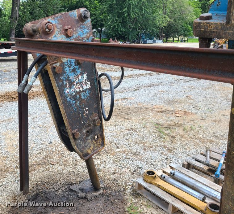 image for item DI6012 Okada  breaker