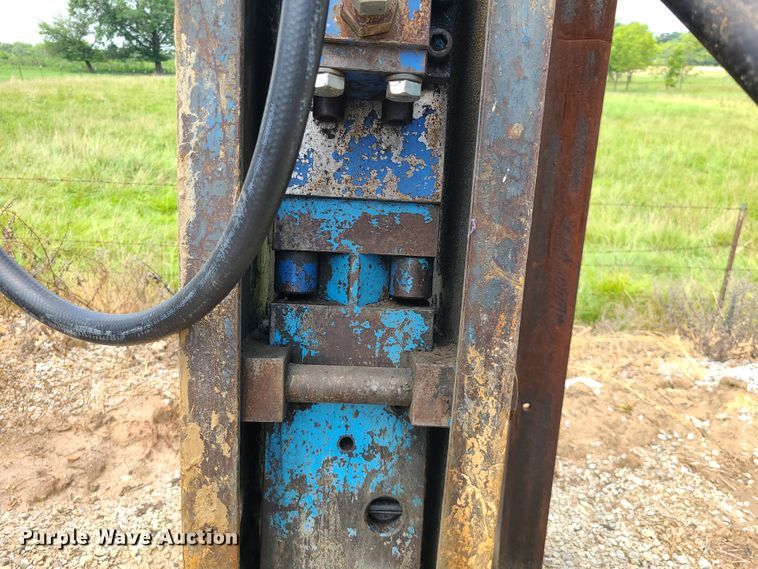 image for item DI6012 Okada  breaker