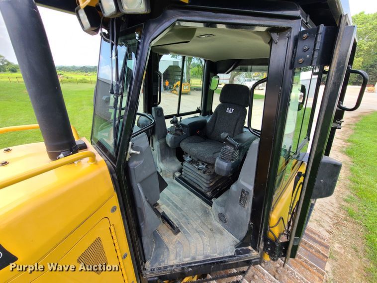 image for item DI6015 2015 Caterpillar D5K2 LGP  dozer