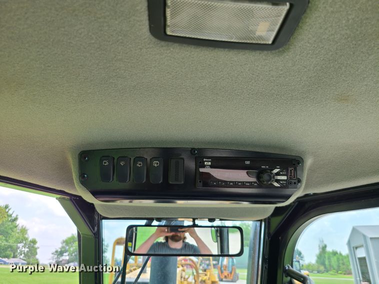 image for item DI6015 2015 Caterpillar D5K2 LGP  dozer