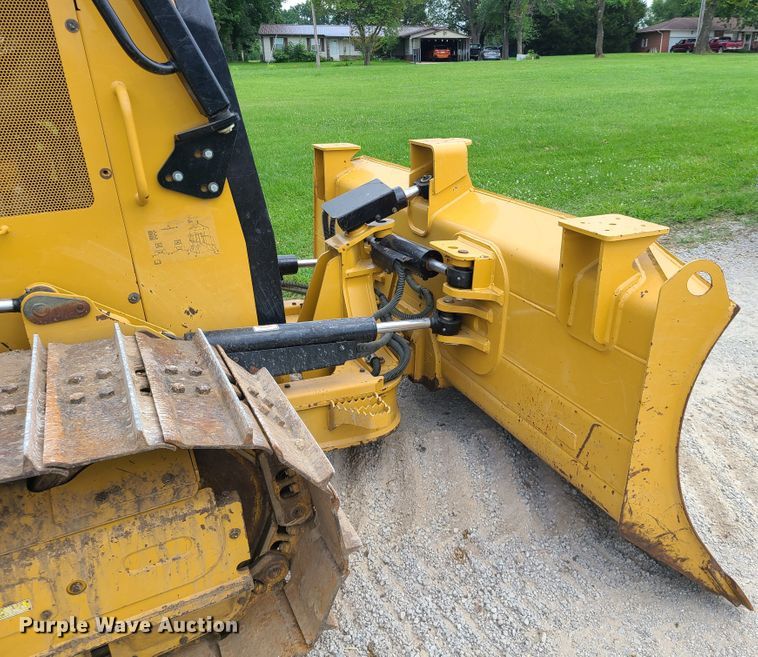 image for item DI6015 2015 Caterpillar D5K2 LGP  dozer
