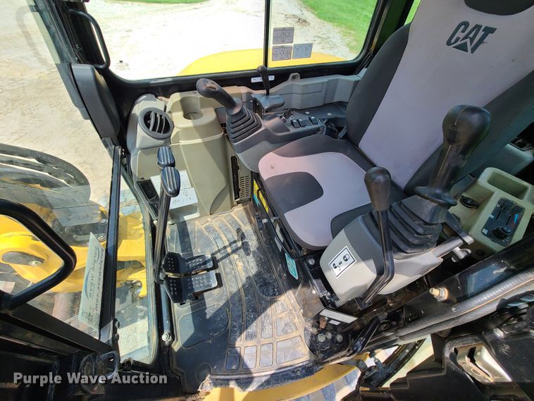 image for item DI6016 2011 Caterpillar 305.5D CR  mini excavator