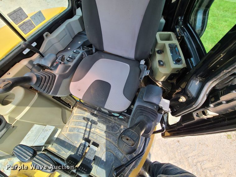 image for item DI6016 2011 Caterpillar 305.5D CR  mini excavator