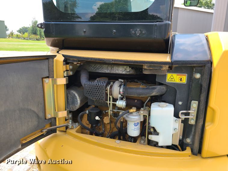 image for item DI6016 2011 Caterpillar 305.5D CR  mini excavator