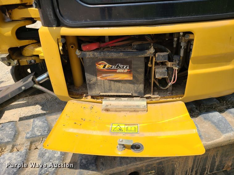 image for item DI6016 2011 Caterpillar 305.5D CR  mini excavator