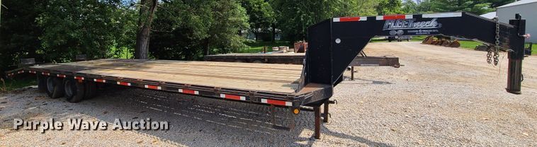 image for item DI6020 2005 Diamond C  equipment trailer