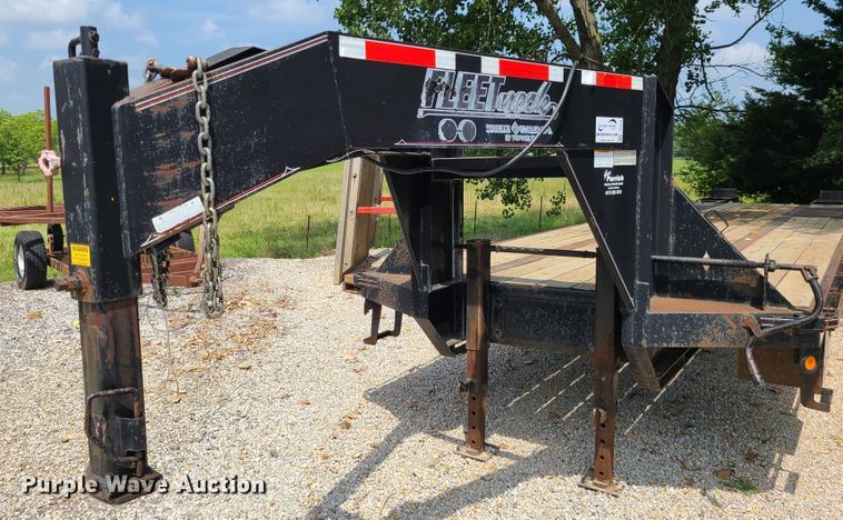 image for item DI6020 2005 Diamond C  equipment trailer