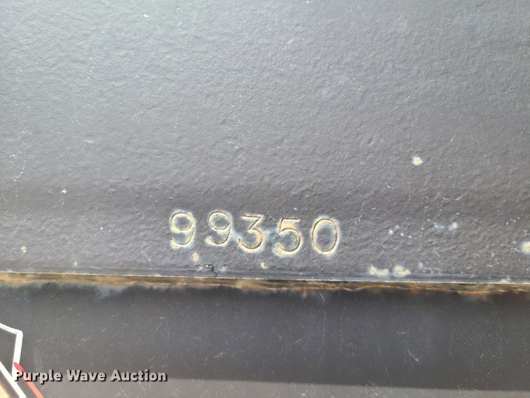 image for item DI6020 2005 Diamond C  equipment trailer