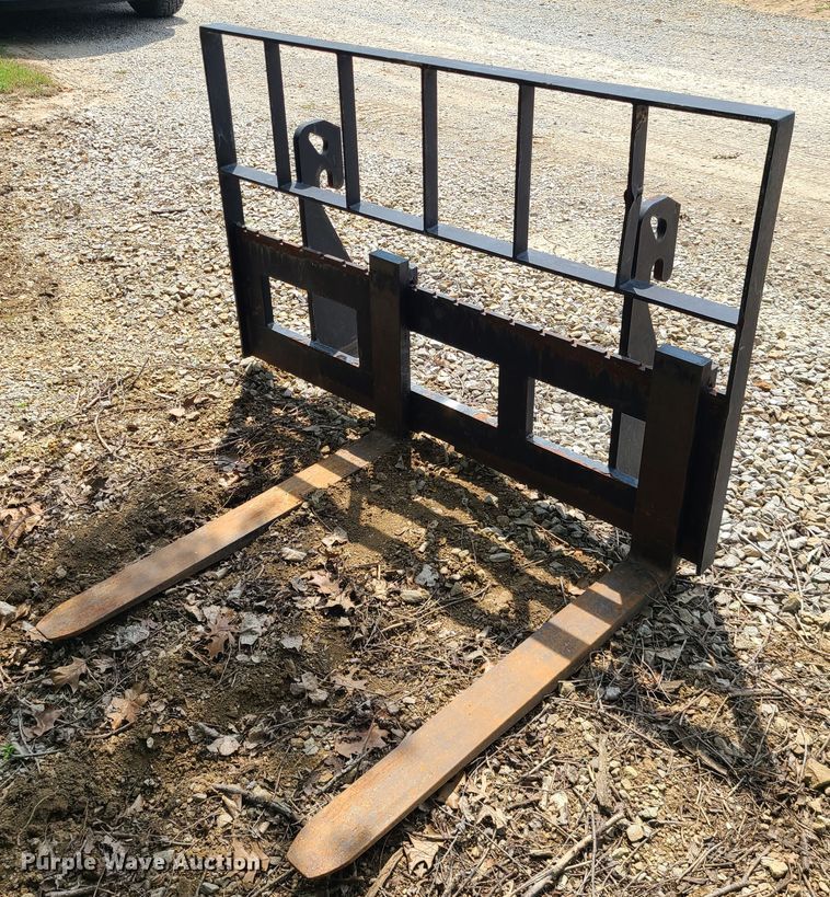 image for item DI6029 48" L loader forks