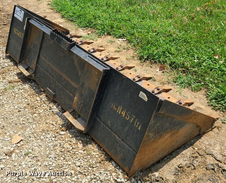 image for item DI6037 Caterpillar  80" W skid steer bucket