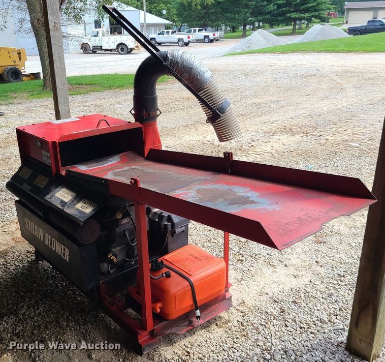 image for item DI6043 Tailgate Mulcher  straw blower