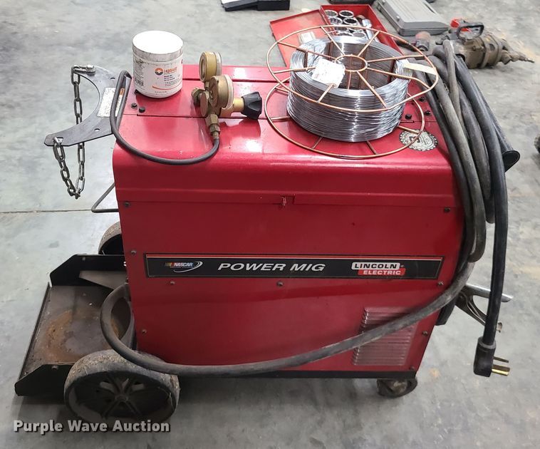 image for item DI6053 Lincoln Power MIG 255  welder