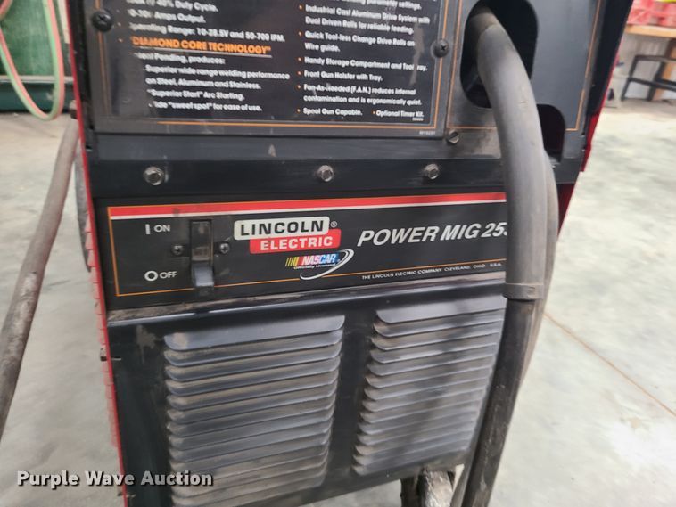 image for item DI6053 Lincoln Power MIG 255  welder