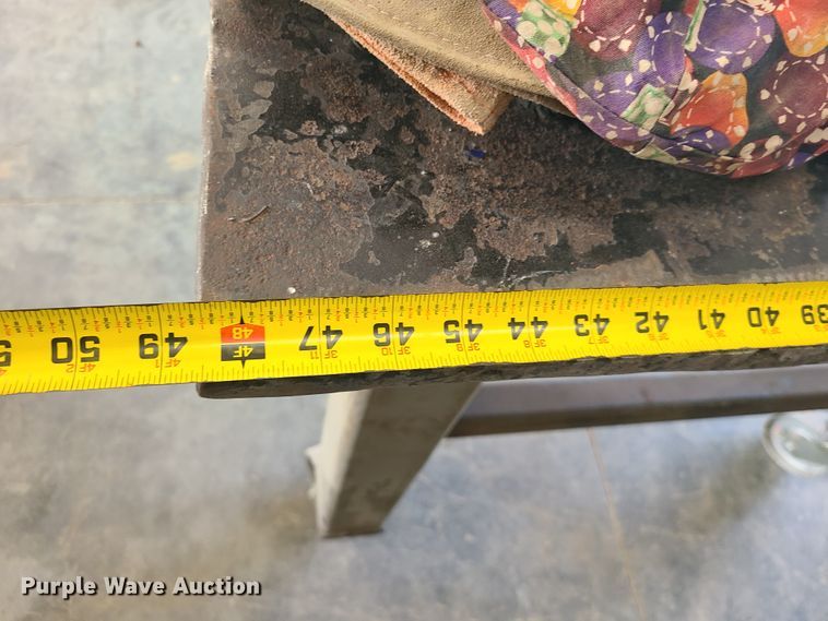 image for item DI6056 Steel table and tools