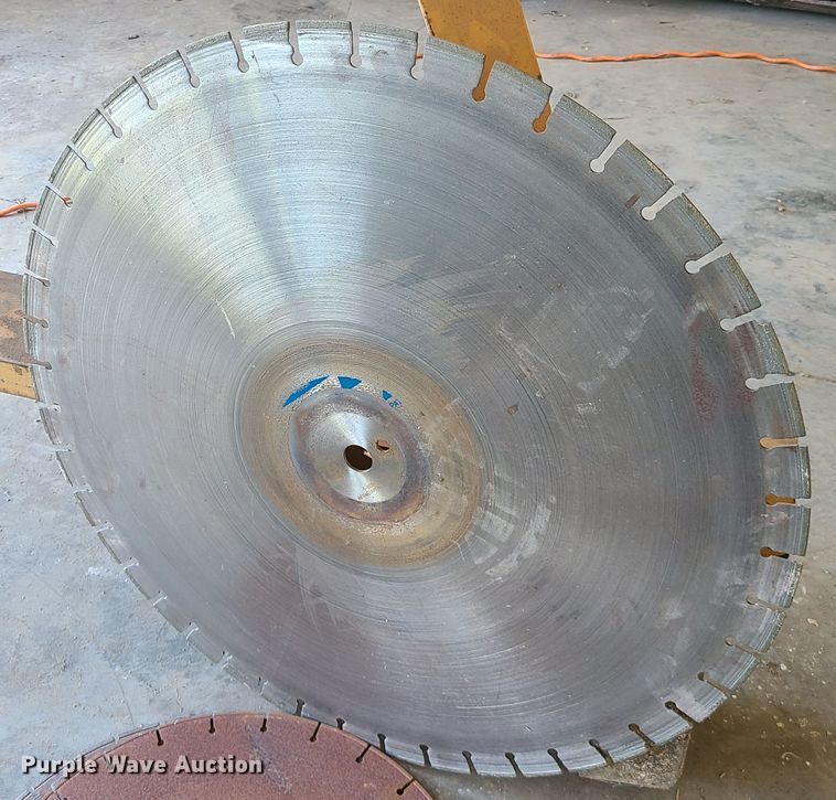 image for item DI6058 Target MC18  concrete saw