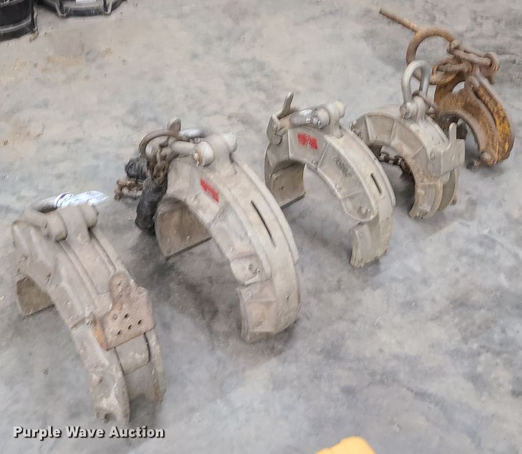 image for item DI6065 (5) crescent pipe lifting tongs