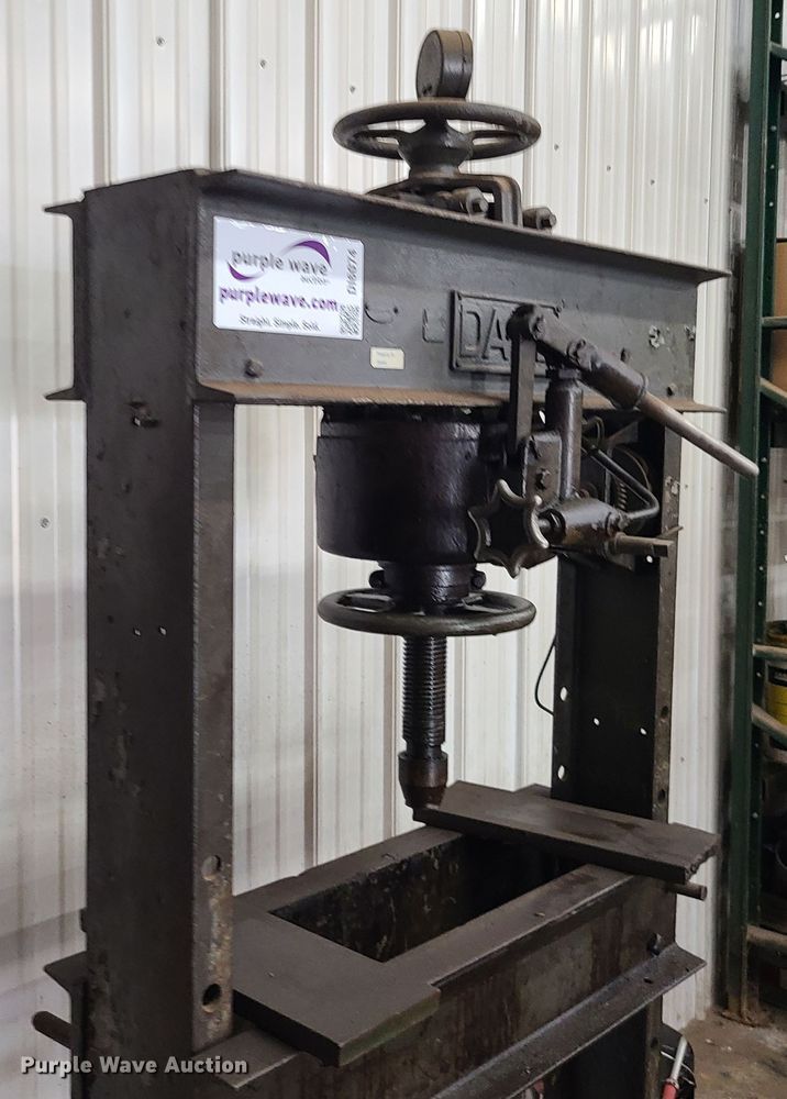 image for item DI6074 Dake 50H shop press