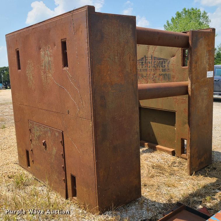 image for item DI6079 Trench box