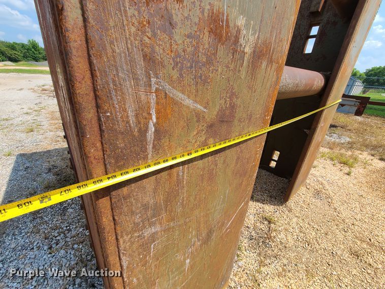 image for item DI6079 Trench box