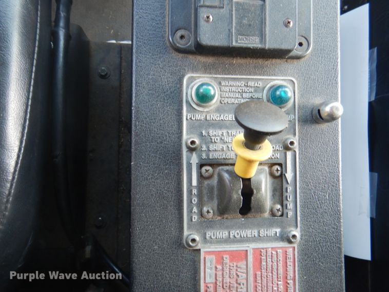 image for item DA5339 1993 Sutphen Deluge  pumper fire truck