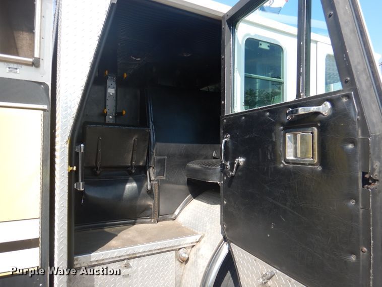 image for item DA5339 1993 Sutphen Deluge  pumper fire truck