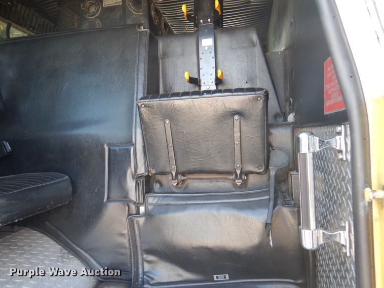 image for item DA5339 1993 Sutphen Deluge  pumper fire truck